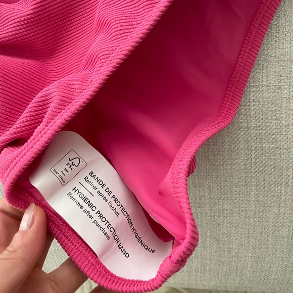 Pink monokini with orange enamel flower - Picture 3 of 4